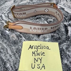 Louis Vuitton Speedy 20 Bandouliere Beige Strap